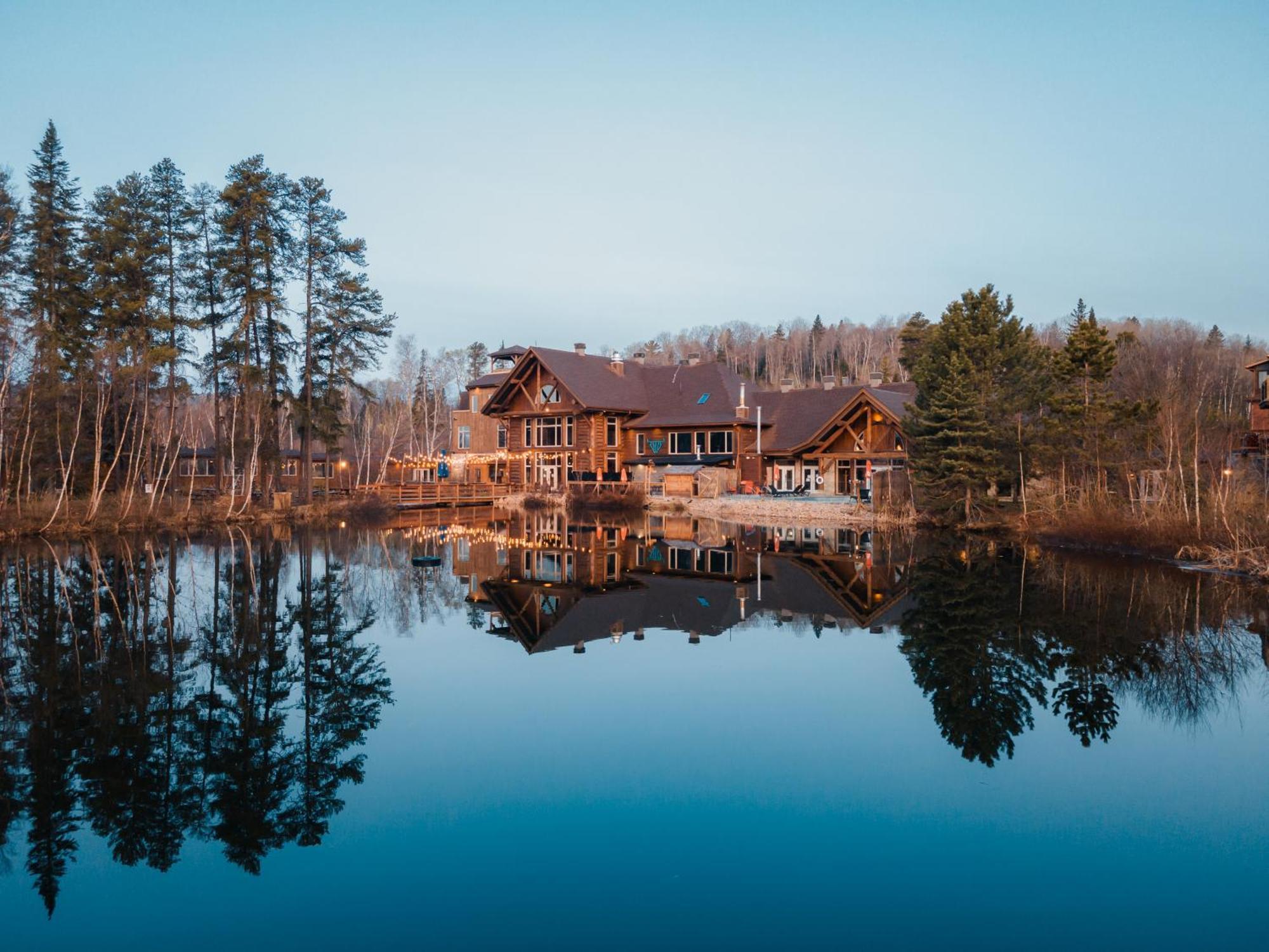 Auberge Du Lac Taureau Saint-Michel Exteriör bild